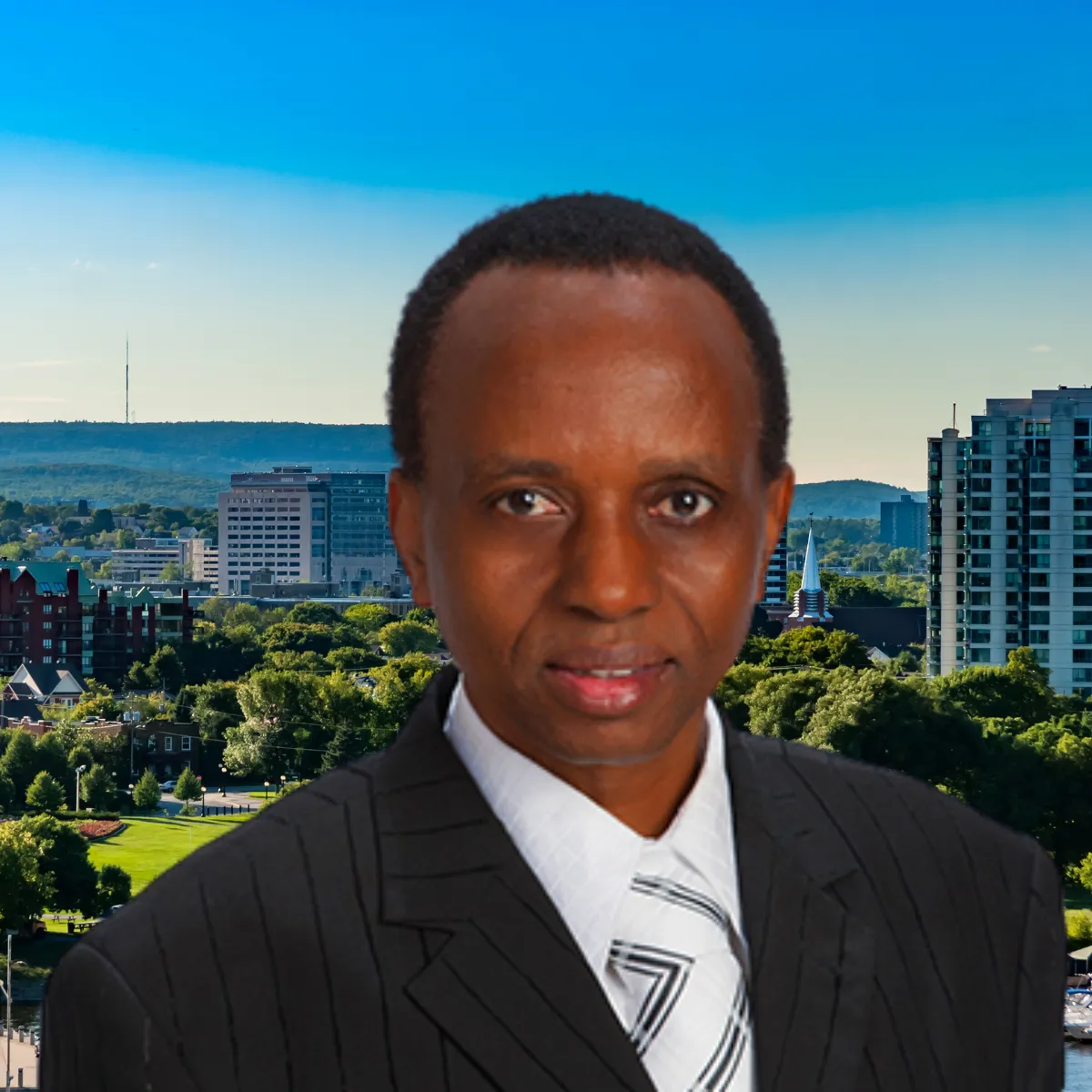 Epaphrodite Munyaneza, courtier immobilier à Gatineau